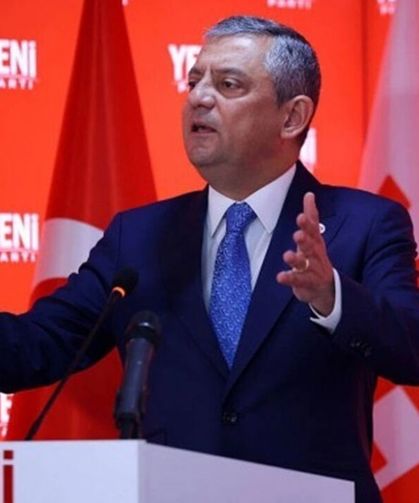 Özgür Özel’den Sert Cemil Tugay Tepkisi: "Bu Haysiyetsizliği Yapacağını Bilsem Selam Vermem!"