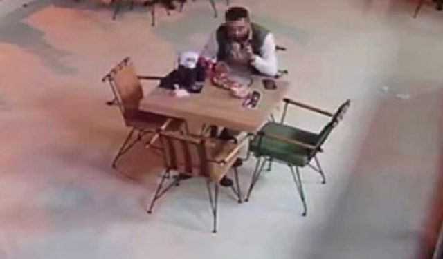 Elazığ'da pizza yiyen kişi yaptığı hareketle gündem oldu