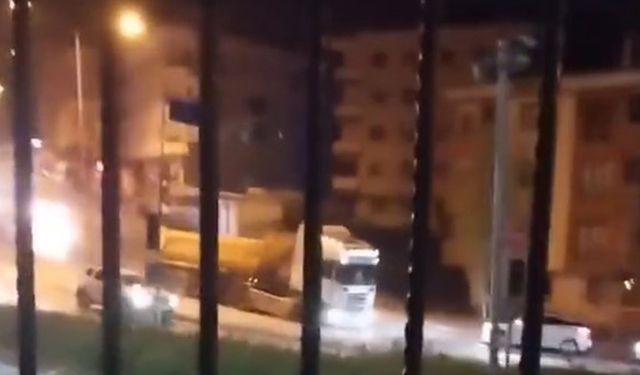 İstanbul'da hafriyat kamyonu 14 aracı ezdi