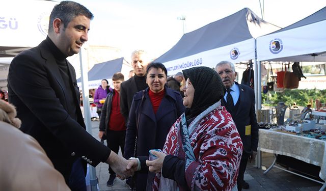 Başkan Yüksel’den Kartal’ın Kadın Emeği Pazarı’na övgü