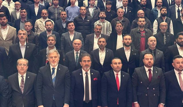 Yeniden Refah'ta miting havasında kongre