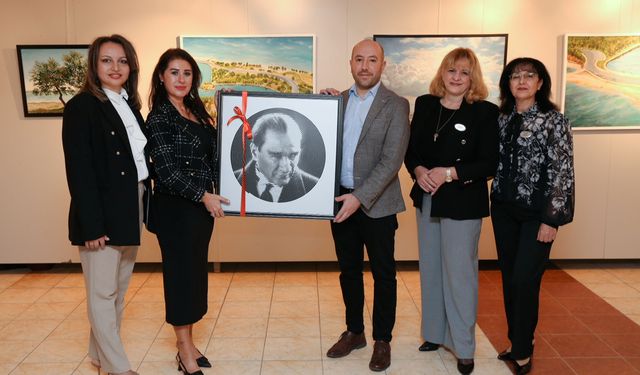 ‘Bir Küçük İstanbul: Küçükçekmece’ Sergisi AKSM’de