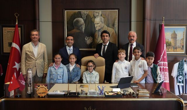 Başkanlık koltuğu çocukların oldu