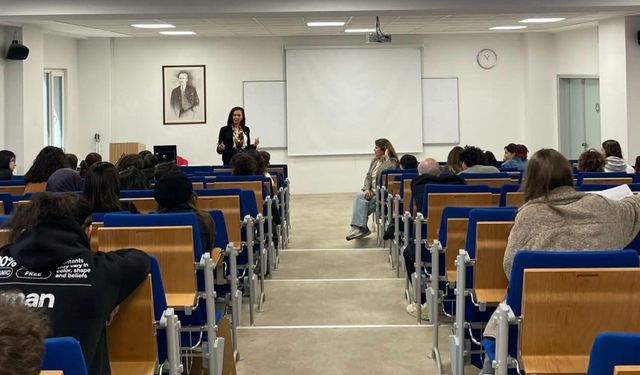 35 yılın deneyimi: Taciser Ülkü gençlere ilham verdi