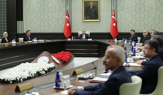 Kabine toplantısında gündem deprem