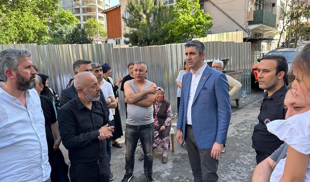 Gökhan Yüksel'den evi yanan aileye ziyaret