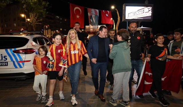 Şampiyonluk sevincine ortak oldular