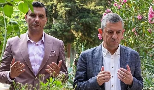 Ferdi Zeyrek’e Duygusal Veda: Özgür Özel Cenaze Aracında Gözyaşlarını Tutamadı
