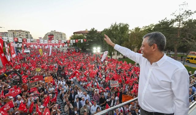 CHP mitingi öncesi İstanbul'da metronun bazı çıkışları kapatıldı