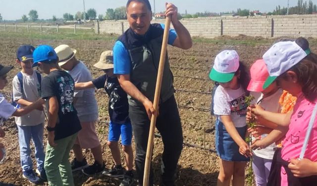 Iğdır halkı, Taner Tazegün'ün kalmasını istiyor