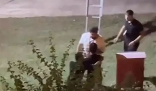 Blok3 Mersin Konseri'nde inanılmaz görüntüler; Çocuğu çatıdan attılar
