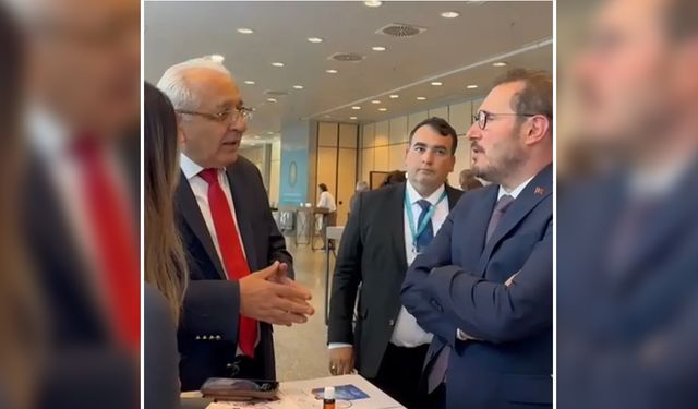 Bakan Yardımcısı Birinci Carmed İlaç Standını Ziyaret Etti