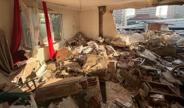 Küçükçekmece Kartaltepe'de Korkutan Patlama!