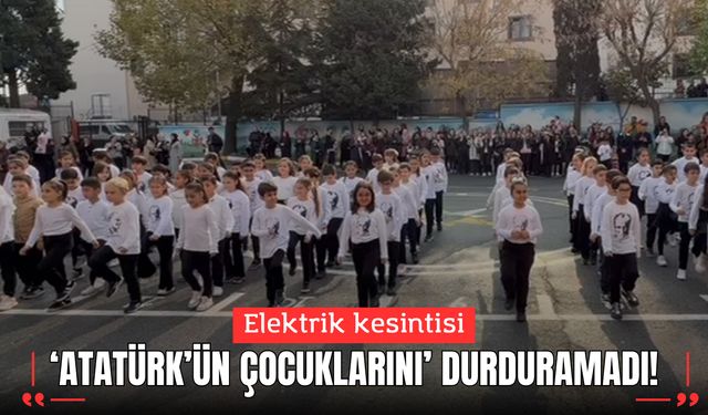 Elektrikler Kesildi, Yürekler Aydınlandı: Atatürk Çocukları Hep Bir Ağızdan Söyledi
