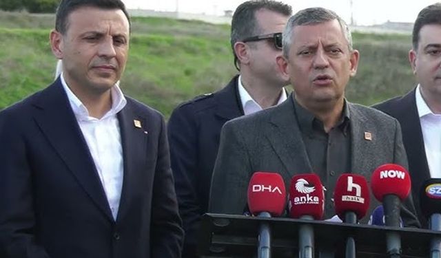 Özel’den Bahçeli’ye: “Ne derse alkışlıyorlar, her şeye ayağa kalkıyorlar”