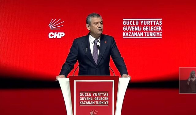 Özgür Özel CHP'nin parti programında konuştu: İktidarın sabah kalkıp kimin malına çökeceği belli değil