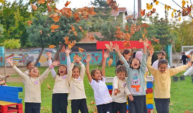 İETT ile geri dönüşüm çocuk oyuncağı