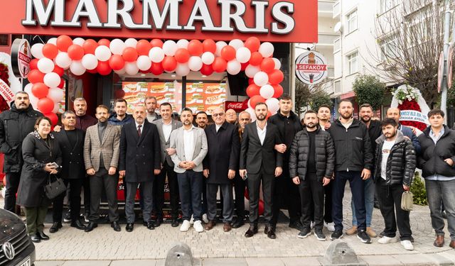 Küçükçekmece’de Yeni Nesil Büfe: Sefaköy Marmaris Açıldı