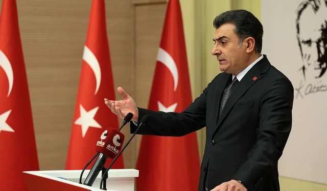 CHP Sözcüsü Zeynel Emre: Suçlu Dışarıda, Masum İçeride