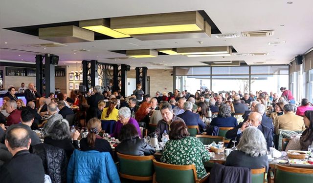 İstanbul'daki Ardanuçlular Dayanışma Kahvaltısında Buluştu: Doğaya ve Tarihe Sahip Çıkma Çağrısı