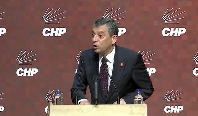 Özgür Özel’den Kahramanmaraş’ta Ordu Çıkışı: "3 Gün Bekletmeselerdi 30 Bin Kişi Kurtarılabilirdi"