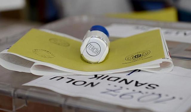 2026 Seçim Anketi: CHP Zirvedeki Yerini Koruyor, Muhalefet Adayları Yarışta Önde!