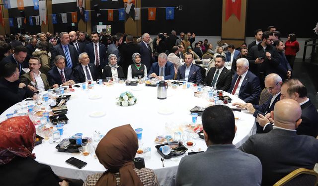 Esenyurt’ta “Vefa İftarı”; AK Parti Dava Arkadaşlarını unutmadı