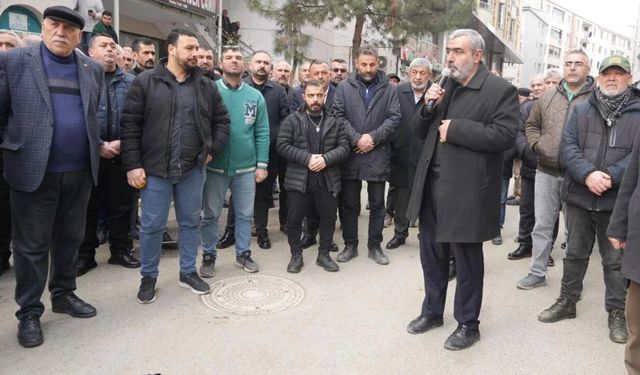 Iğdır'da Hamaney için yas tutuldu