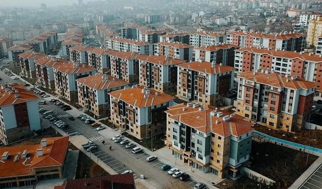 İstanbul Konut Piyasasında Tarihi Adım: Bakan Kurum’dan ‘Kiralık Sosyal Konut’ Açıklaması!