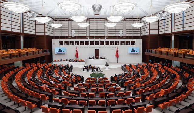 CHP'den Akaryakıtta "KDV Acilen Yüzde 1’e İndirilmeli" Önerisi