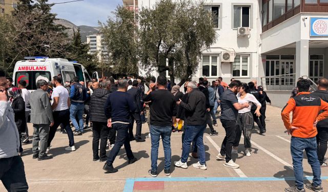Kahramanmaraş’ta Okulda Silahlı Dehşet: 1 Öğretmen ve 3 Öğrenci Hayatını Kaybetti