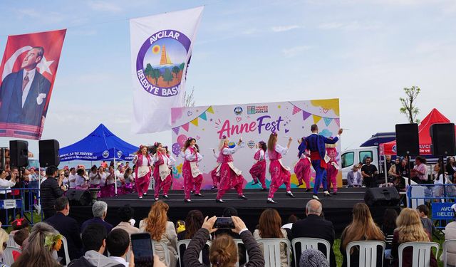 Avcılar’da Dopdolu Anneler Günü