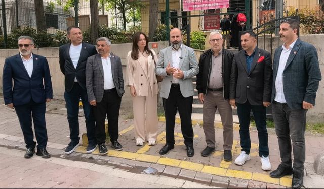 Esenyurt’ta Tüm Siyasilerden Kayyuma Ortak Tepki