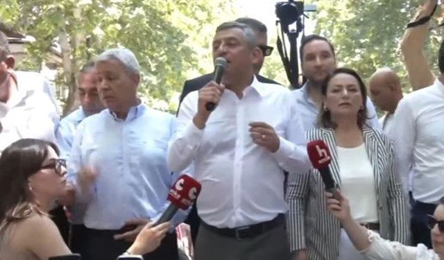 CHP Lideri Özgür Özel'den Çankaya Belediyesi Operasyonuna İlk Tepki: "Gizli Tanık İftirasıyla Operasyon Yapıyorlar"