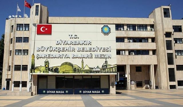 Diyarbakır Büyükşehir Belediyesi'nde Flaş Gelişme: Eş Başkan Doğan Hatun İstifa Etti!