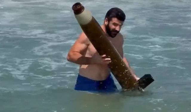 Sinop Sahilinde Şüpheli Cisim Alarmı: Denizden Eliyle Çıkardı