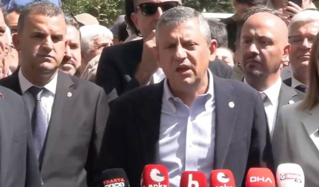 Özgür Özel'den Üsküdar Tepkisi: "Millet Gözaltındayken Seçim Yapıp Kapkaç Yapacaklar"
