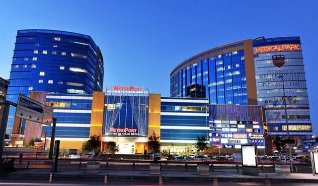 Usulsüz Vatandaşlık Soruşturmasında Dev İsimler ve 88 Şüpheli Belli Oldu: Gül ve Beyaz İnşaat Sahipleri de Listede!