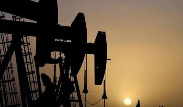 EIA’dan Kritik Petrol Raporu: Küresel Stoklar Azaldı, Fiyat Tahminleri Yukarı Yönlü Revize Edildi!