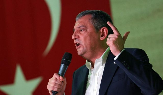 Özgür Özel’den Manisa İl Kongresi’nde İddialı Yemin: "O Sandığa Varacağız, Bu Memleketi Kurtaracağız!"