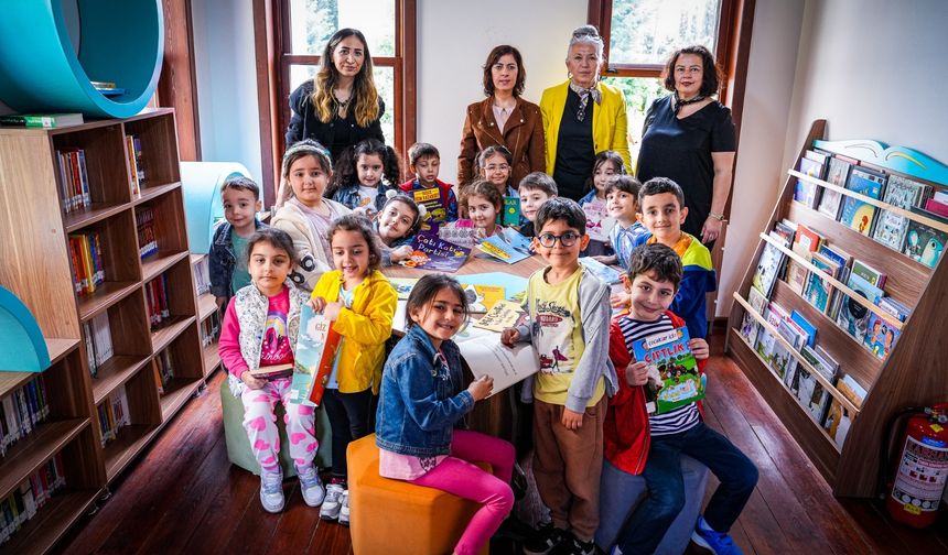 Kartal Belediyesi Kreşli Minikler için Eğlenceli Çocuk Kütüphanesi Etkinliği Düzenledi!
