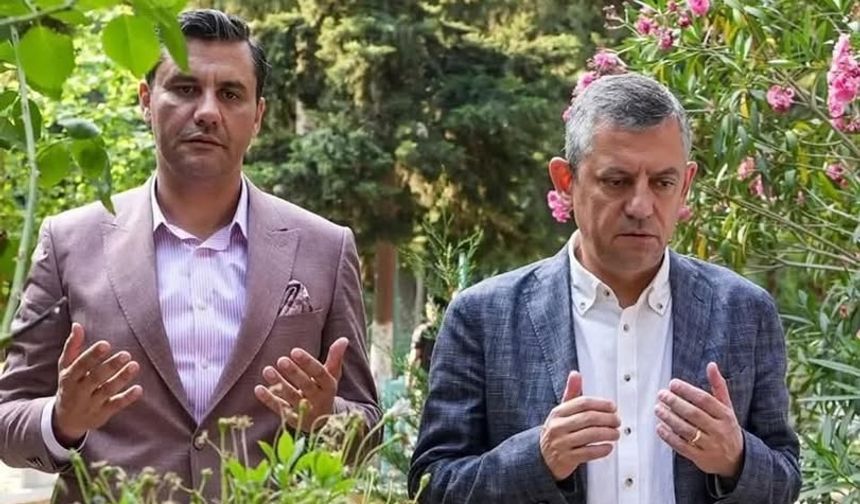 Ferdi Zeyrek’e Duygusal Veda: Özgür Özel Cenaze Aracında Gözyaşlarını Tutamadı