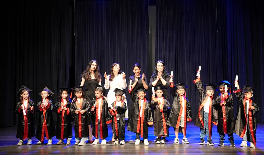 Maltepe’de Kreş Mezuniyet Coşkusu