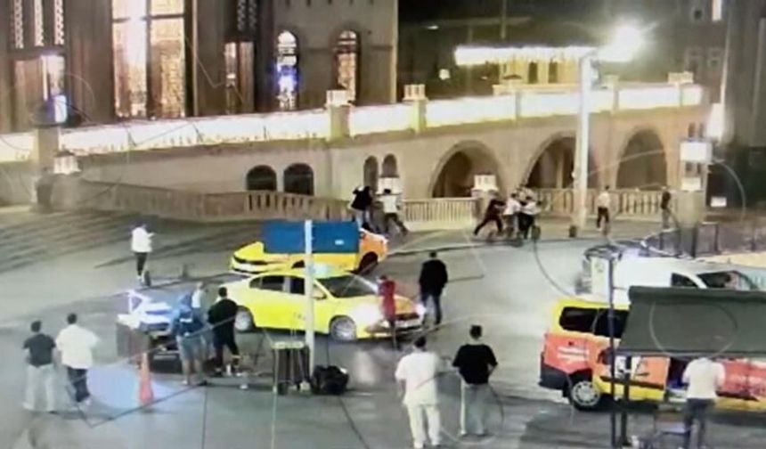 Taksim’de ‘Laf Atma’ Cinayeti: Suç Makinesi Çete Orhan Doğan’ı Öldürdü!