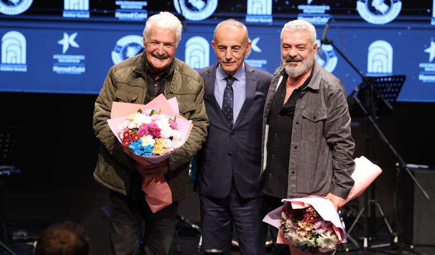 Küçükçekmece’de Attilâ İlhan Kültür Sanat Sezonu Açıldı