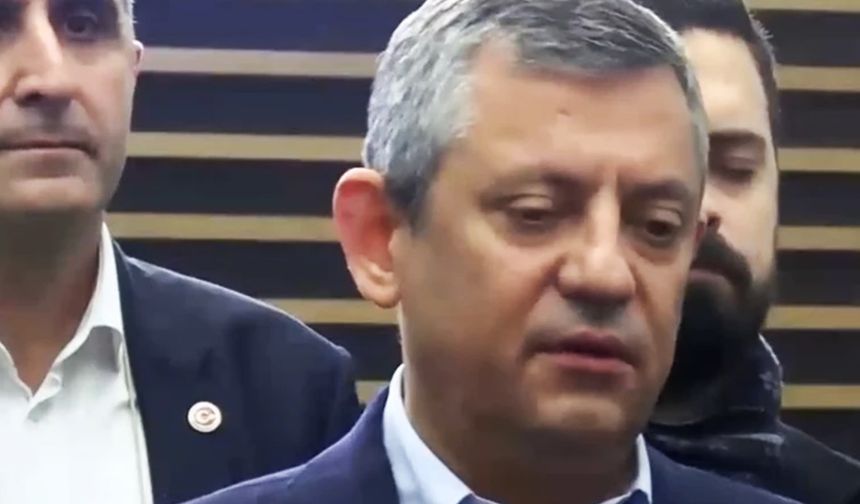 Özgür Özel'den hayatını kaybeden Gülşah Durbay'ın ailesine taziye ziyareti