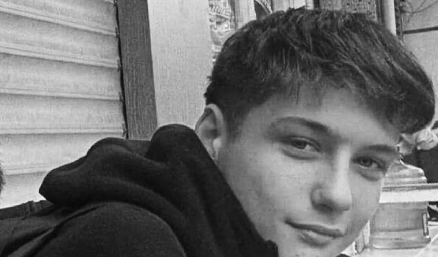 Güngören'de 17 Yaşındaki Atlas Çağlayan Bıçaklanarak Katledildi