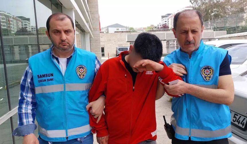 Bana laf attın deyip 1 çocuk babasını bıçakladı