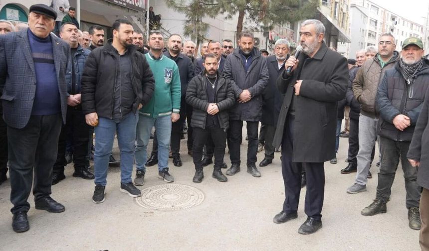 Iğdır'da Hamaney için yas tutuldu