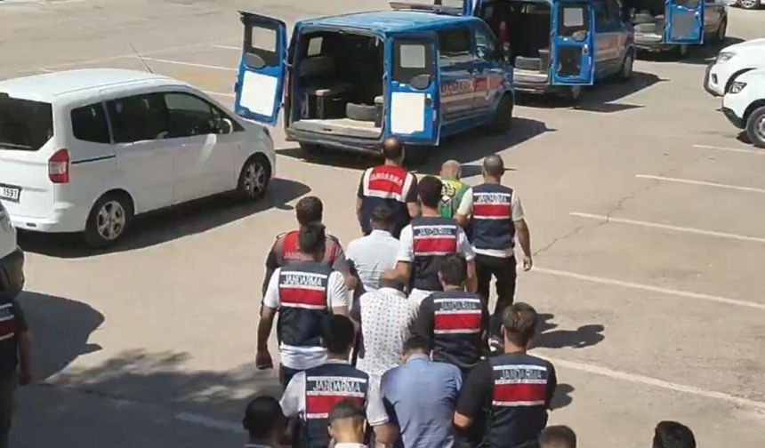 İstanbul’da "Ünlüler" Operasyonu: Kulüp Başkanları ve Sabancılar Gözaltında!